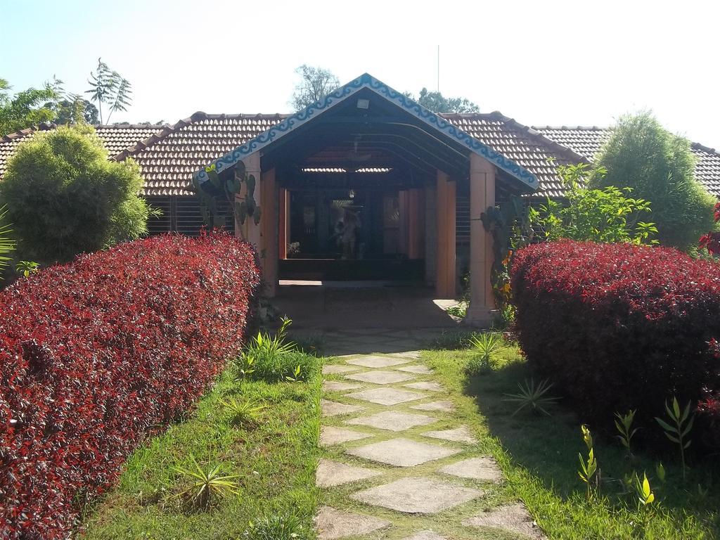 Stay Simple Riverdale Resort Hassan Esterno foto