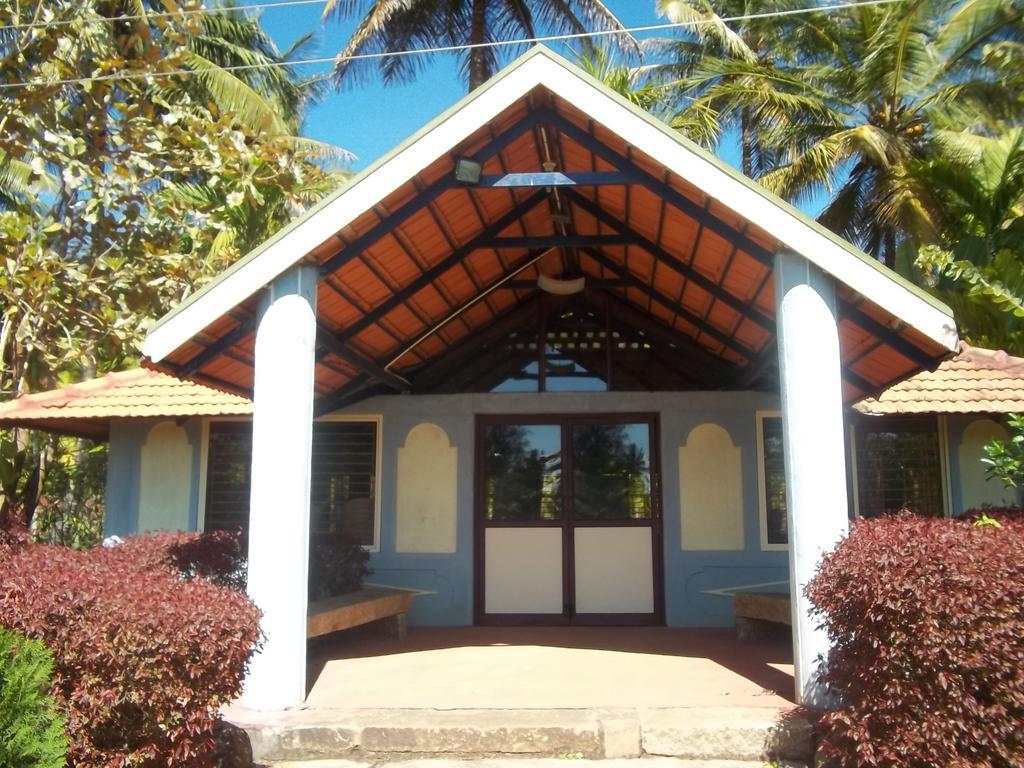 Stay Simple Riverdale Resort Hassan Esterno foto