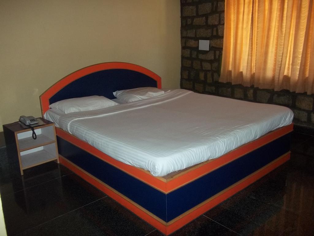 Stay Simple Riverdale Resort Hassan Esterno foto